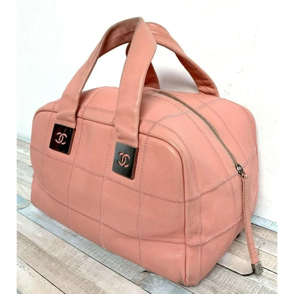 AUTHENTIC CHANEL CAVIAR PINK STITCH LEATHER MEDIUM ZIP TOP SQUARE PURSE HANDBAG